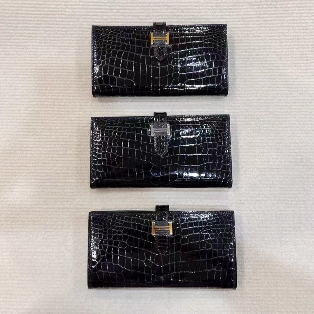 Hochglänzende Herren-Geldbörse – Men Accessories Photos Bewertung und Preis