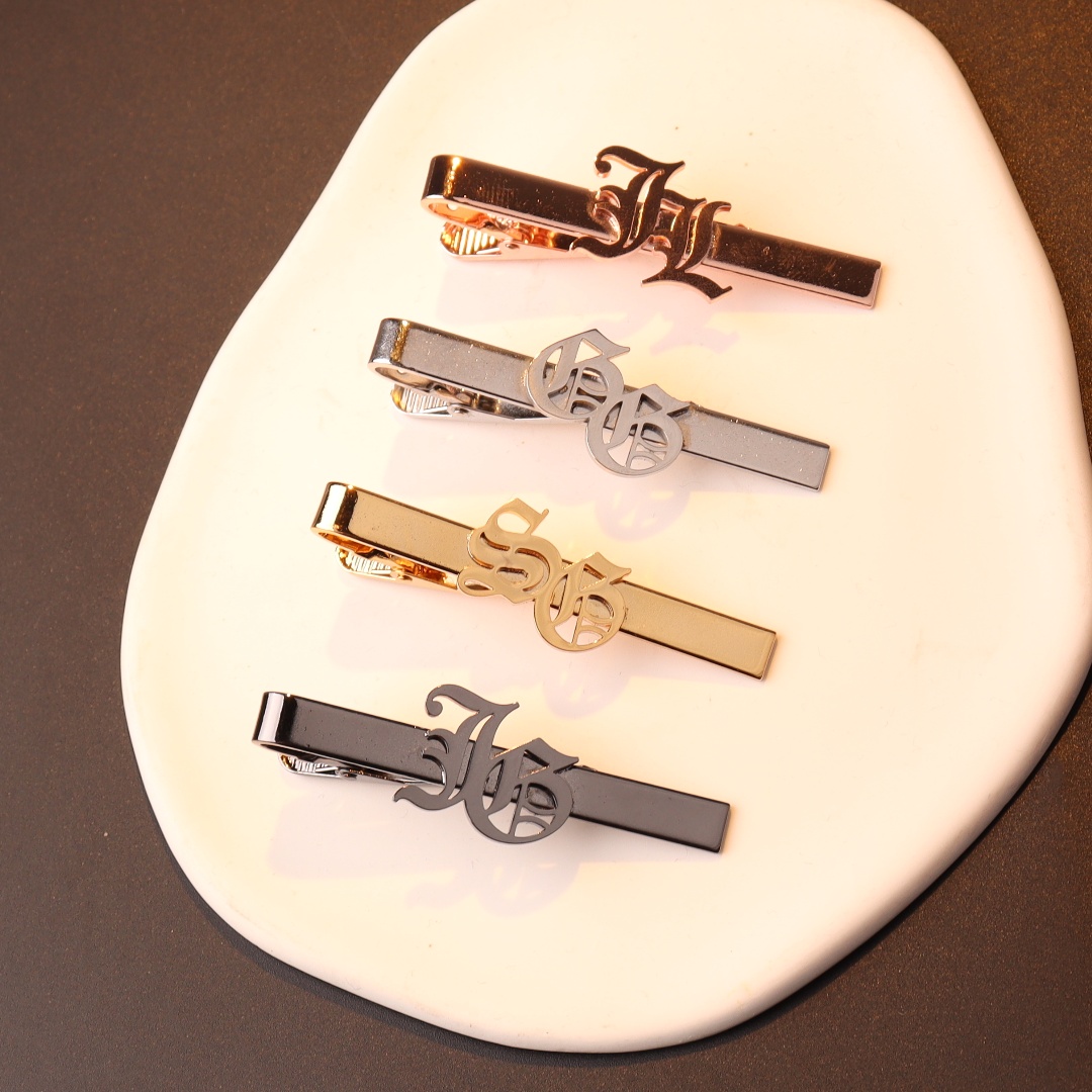 Krawattenklammer mit individue – Men Accessories Name Bewertung und Preis